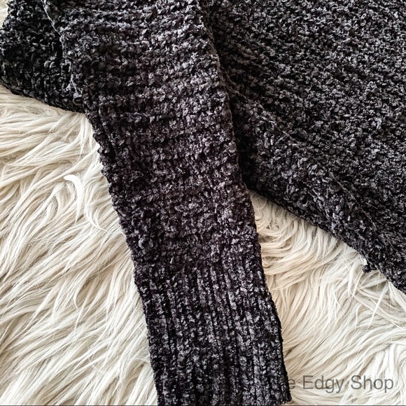 11thstreet | Soft & Cozy Chenille Cardi - Picture 5 of 8